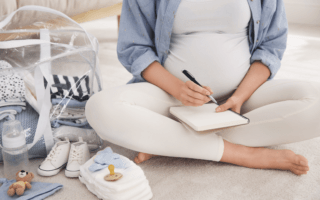 what to pack to a hospital and what to wear during labour